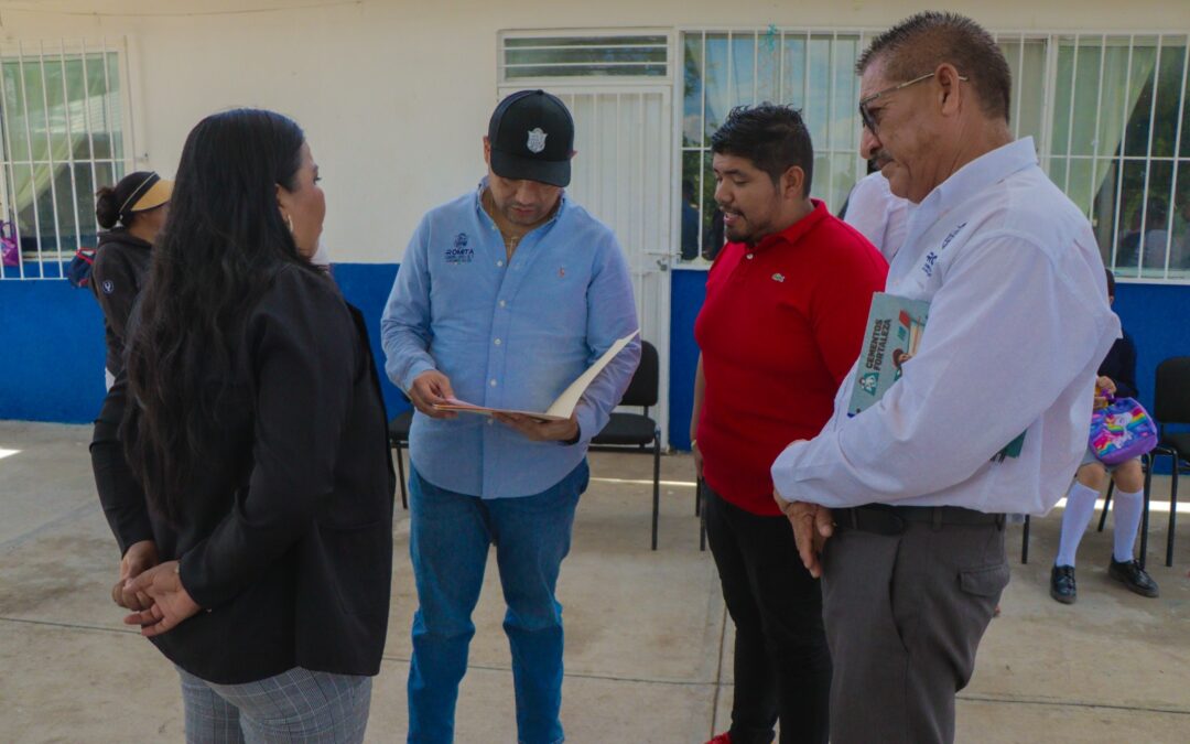 Presidente de Romita visita Telesecundaria 1055 de Vista Hermosa como parte del programa “Alcalde en tu Escuela”