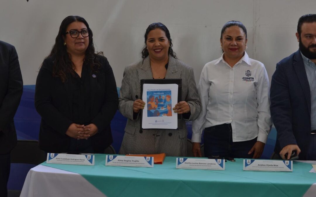 Se Entrega el Primer Manifiesto Juvenil a Autoridades Estatales y Municipales.
