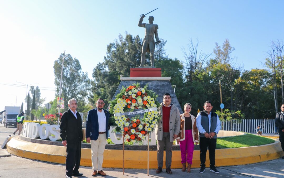 Autoridades municipales honran la memoria del insurgente José María Liceaga en su 208 aniversario luctuoso