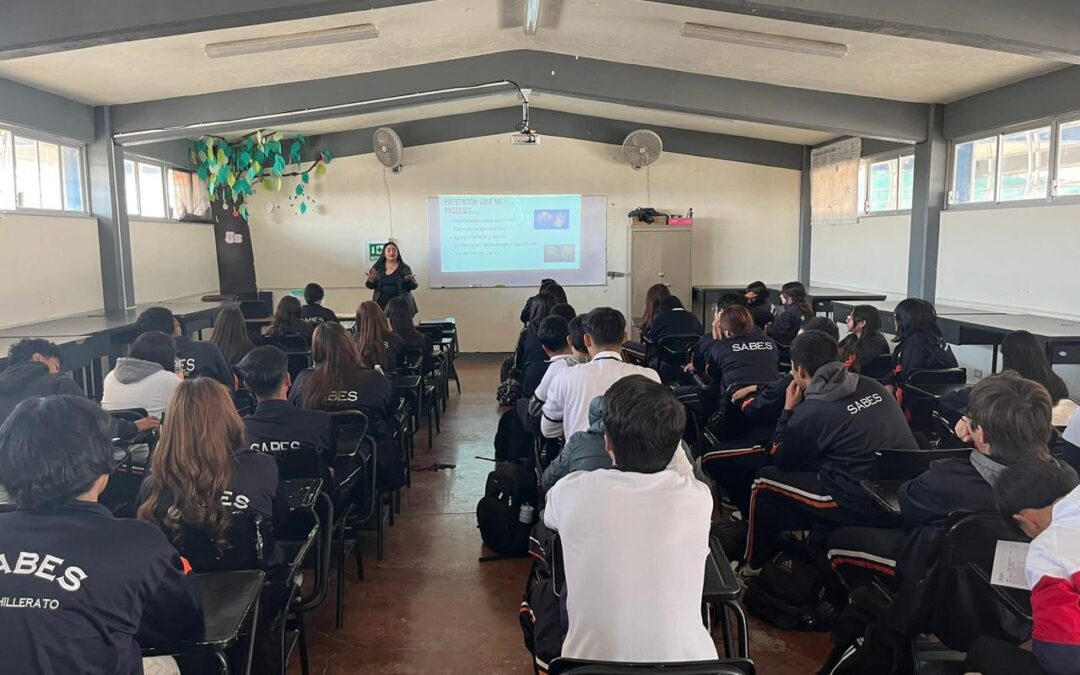 Romita impulsa la prevención de adicciones en jóvenes de SABES Cabecera